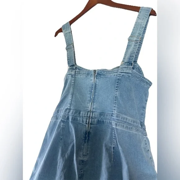 Ava & Viv Women's Denim Flare Jumpsuits Sleeveless Overalls Size 17 light No tag - Picture 10 of 15